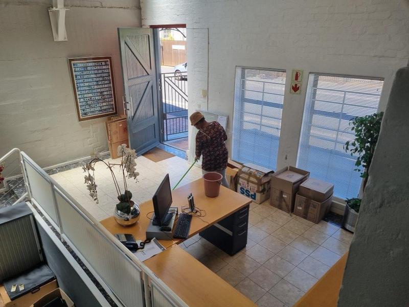 To Let commercial Property for Rent in Mowbray Western Cape